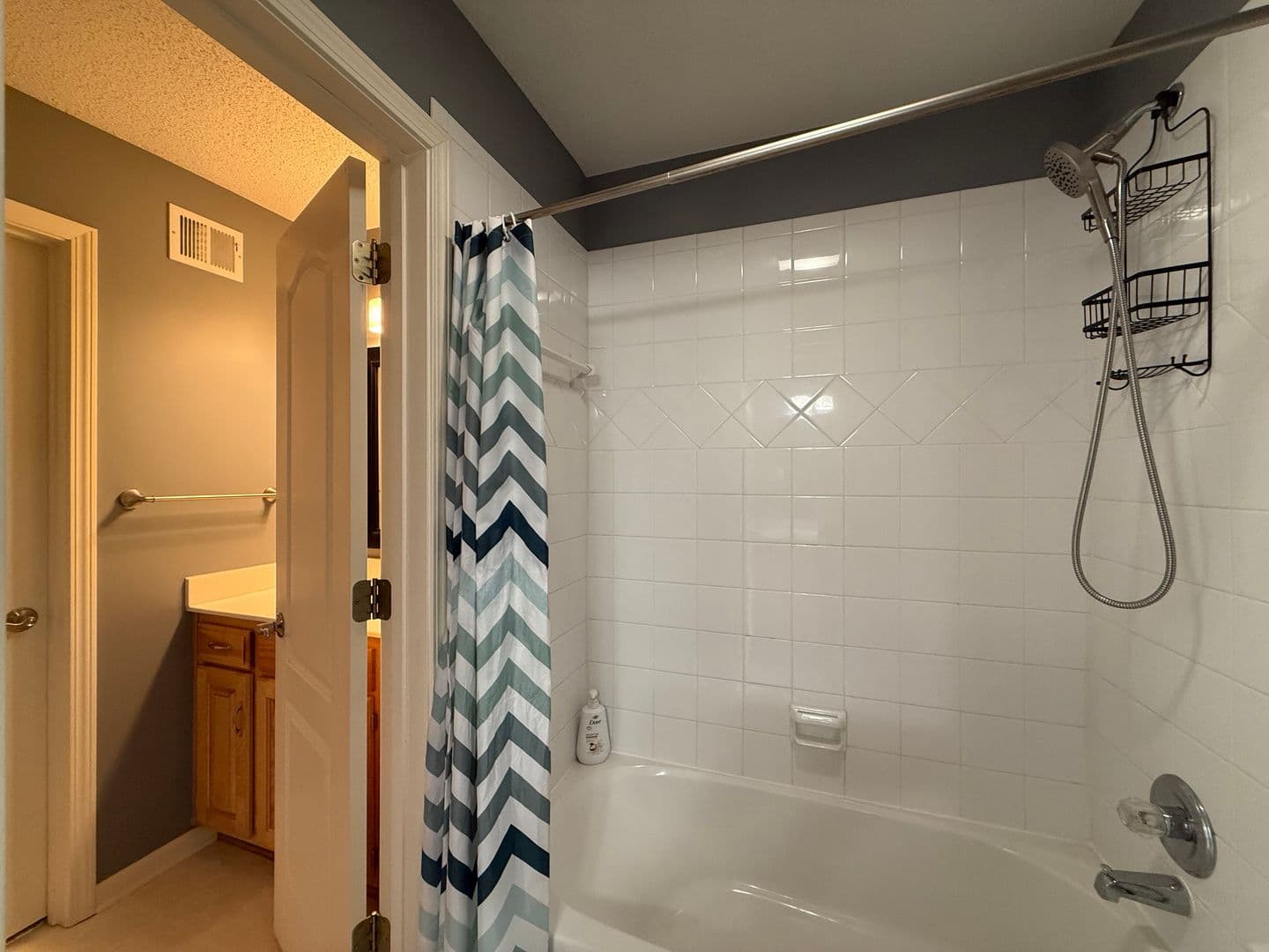 Overland Park House: 13817 Hauser St