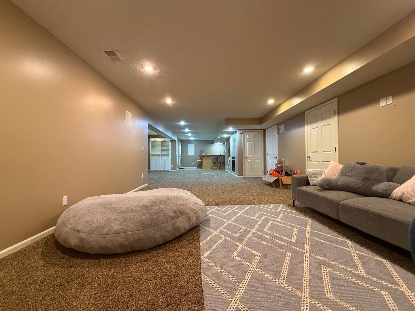 Overland Park House: 13817 Hauser St