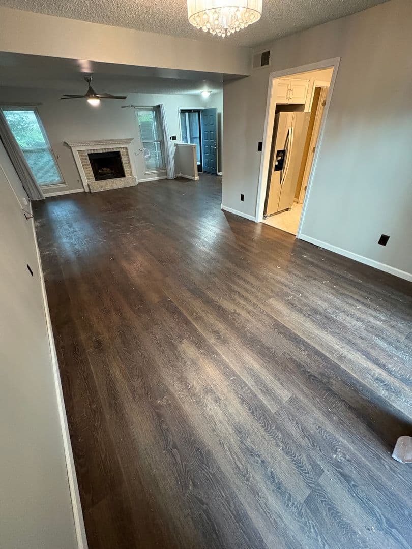 Mission Apartment: 5108 W 62nd St