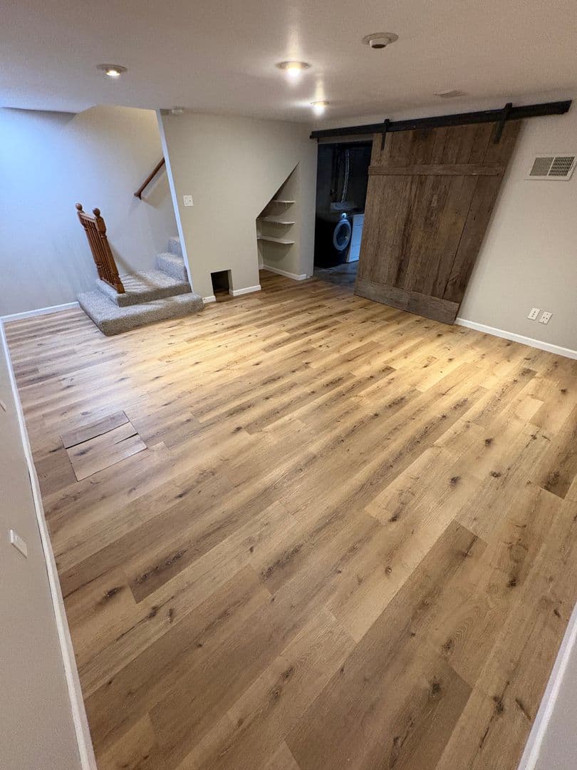 Grandview Townhome: 6102 E 129th St