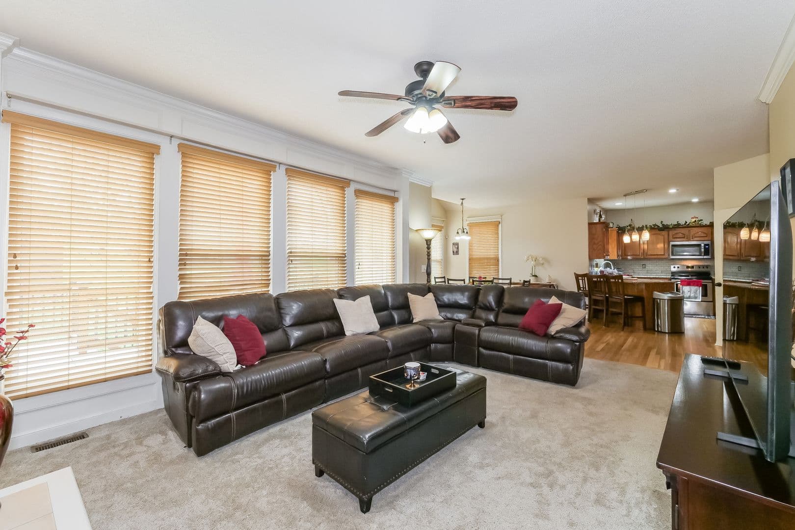 Olathe House: 18981 W 118th Street