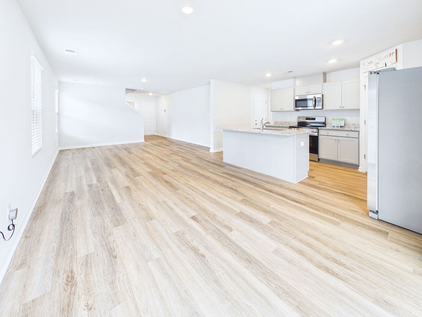 Sunset Beach House: 7047 Woodline Drive SW