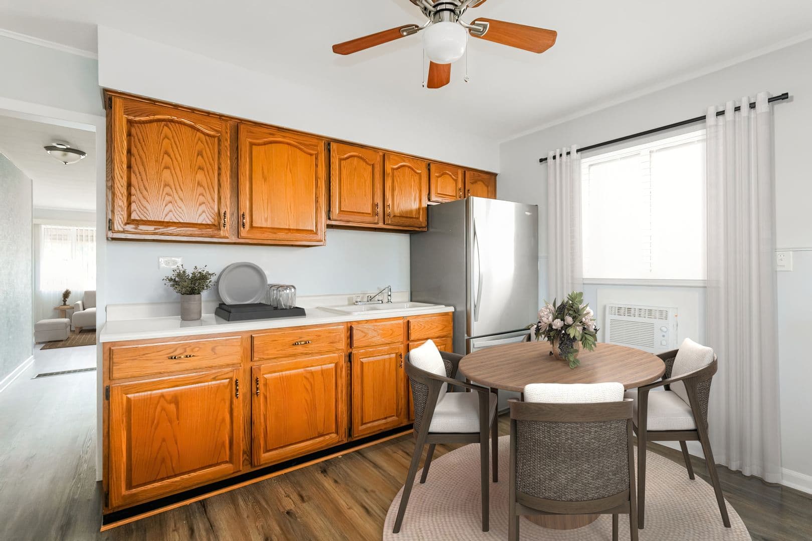 Harwood Heights House: 4429 N Neenah Ave