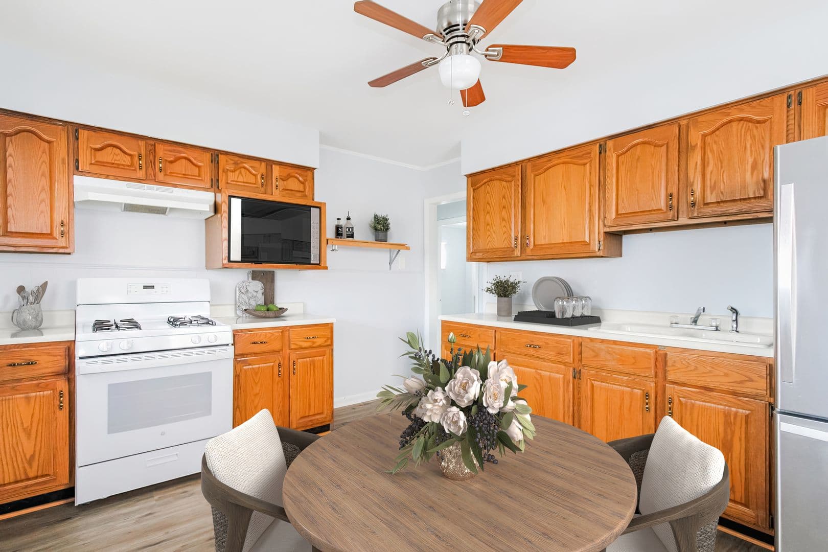Harwood Heights House: 4429 N Neenah Ave