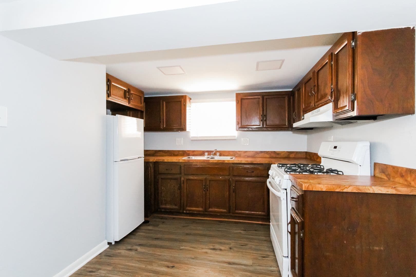Harwood Heights House: 4429 N Neenah Ave