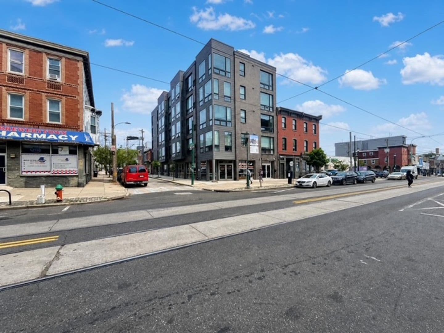 Philadelphia Apartment: 2617 W Girard Ave