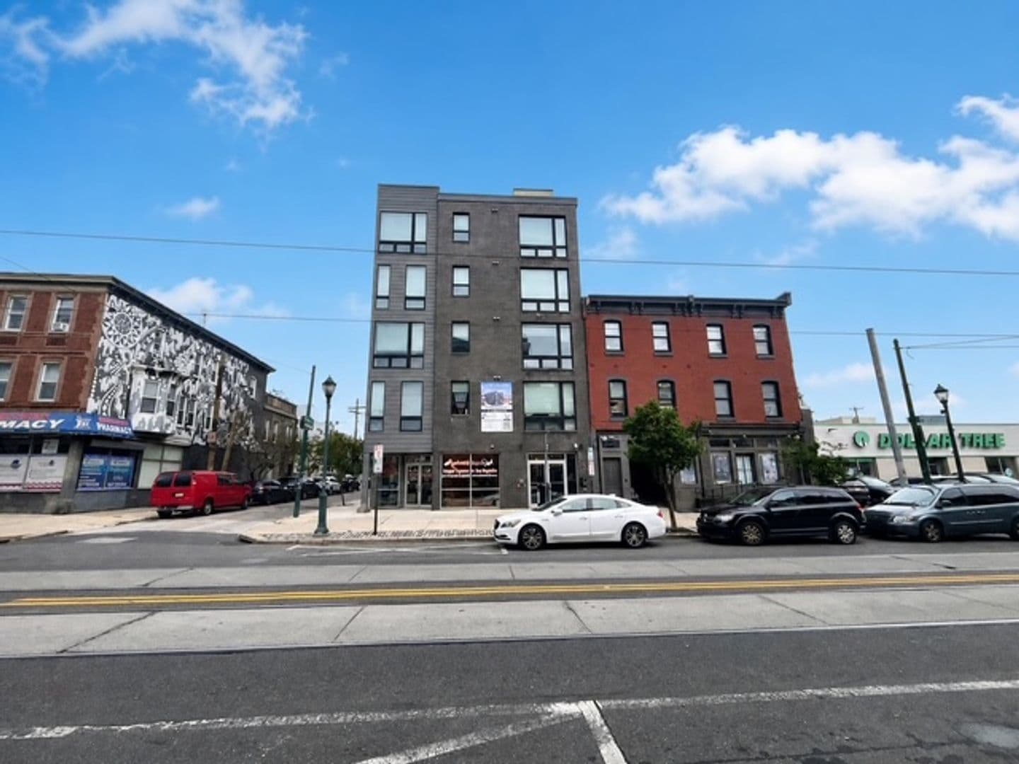 Philadelphia Apartment: 2617 W Girard Ave