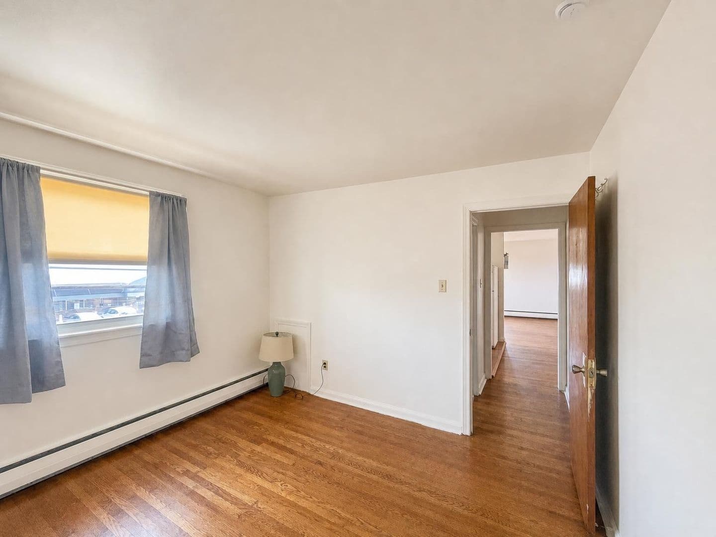 Collingdale Apartment: 201 Blunston Avenue