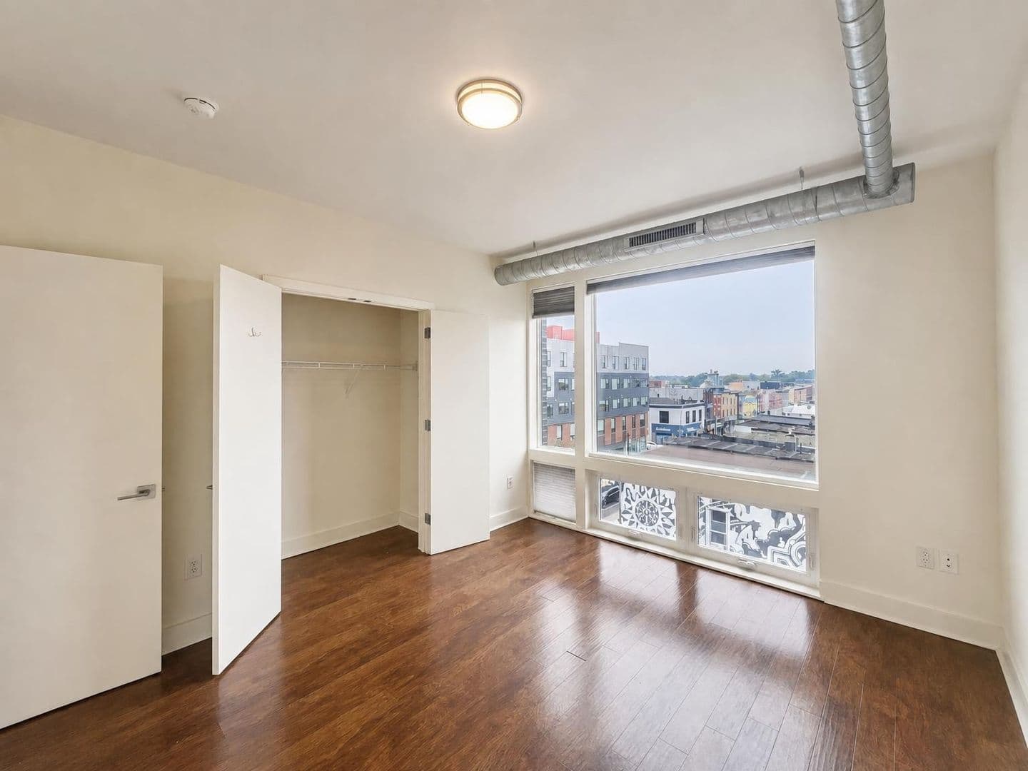 Philadelphia Apartment: 2617 W Girard Ave