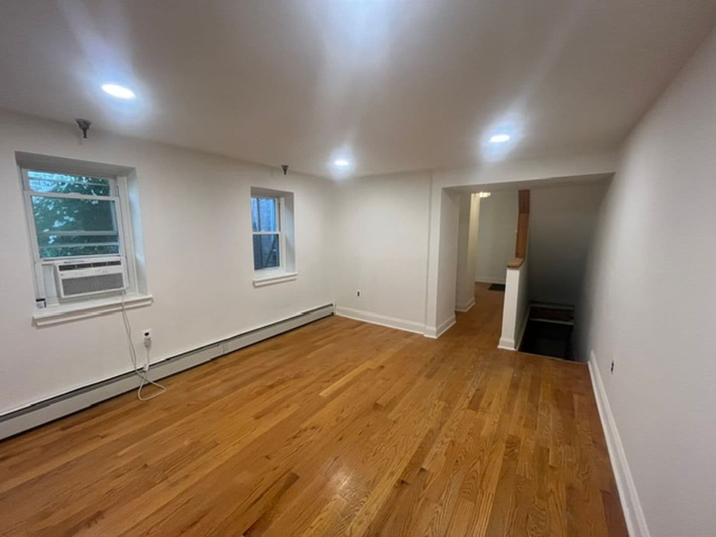 Philadelphia Condo: 2017 Christian St.