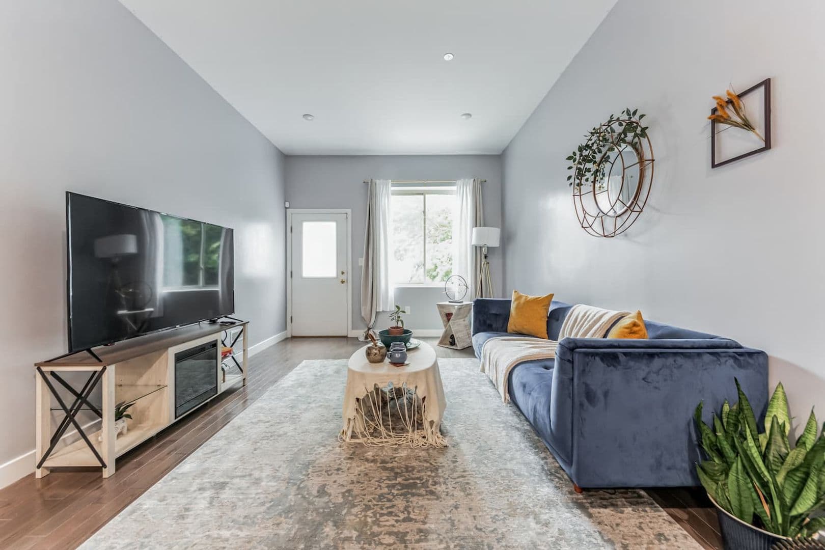 Philadelphia Apartment: 2110 N 7th St