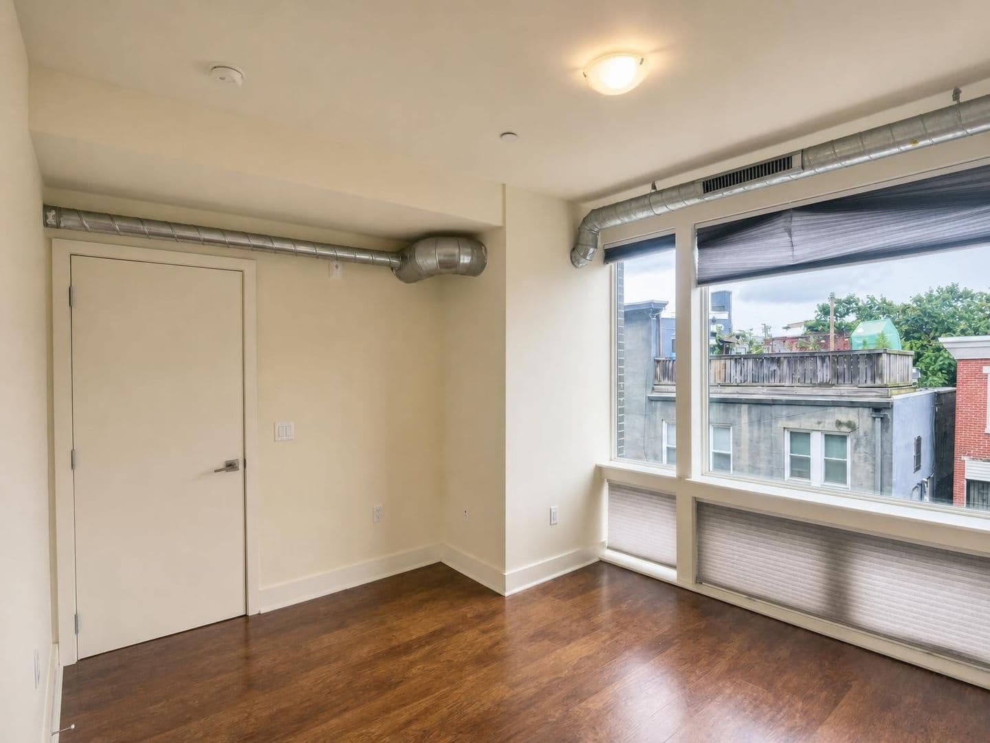 Philadelphia Apartment: 2617 W Girard Ave
