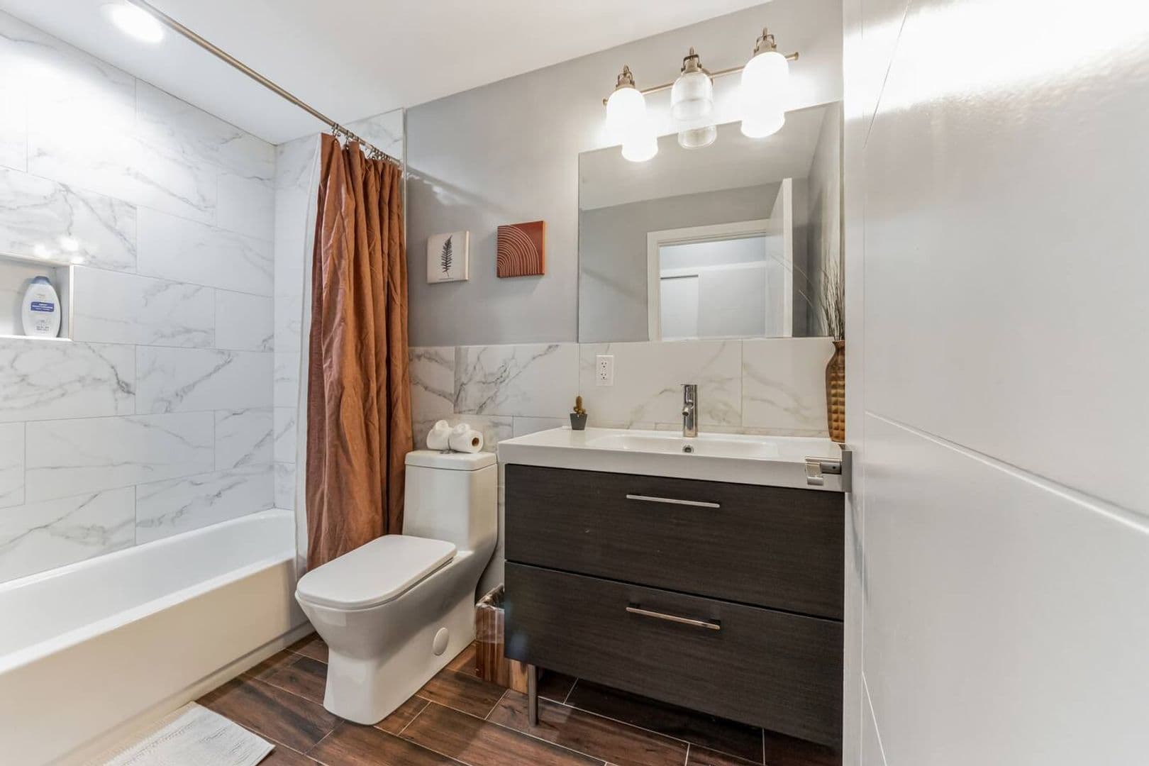 Philadelphia Apartment: 2110 N 7th St