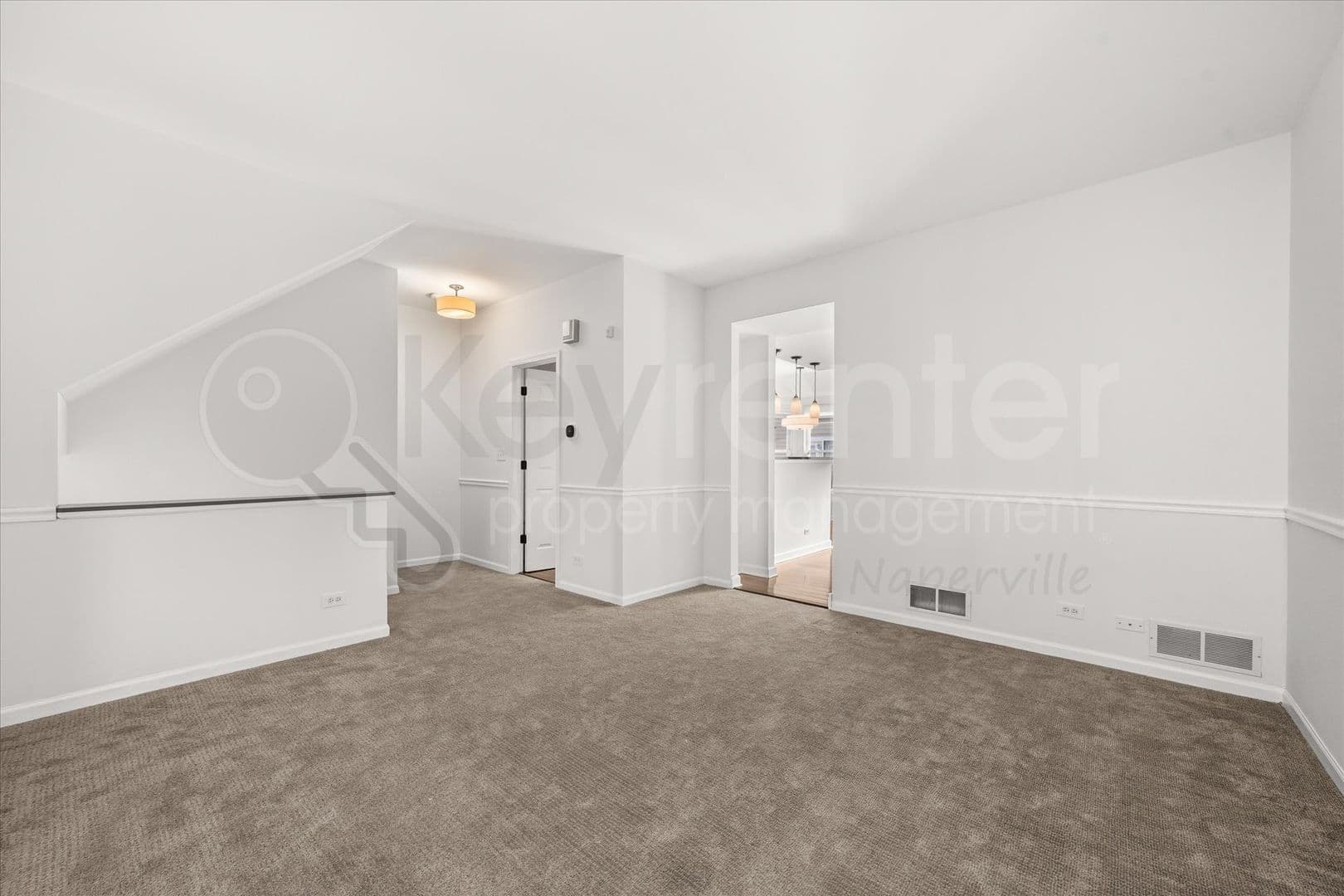 Aurora House: 2411 Courtyard Circle
