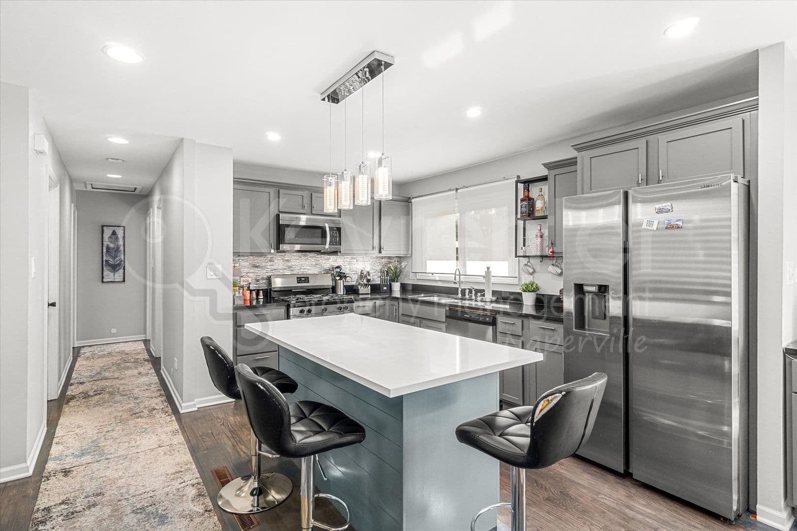 Bolingbrook House: 313 Falcon Ridge Way