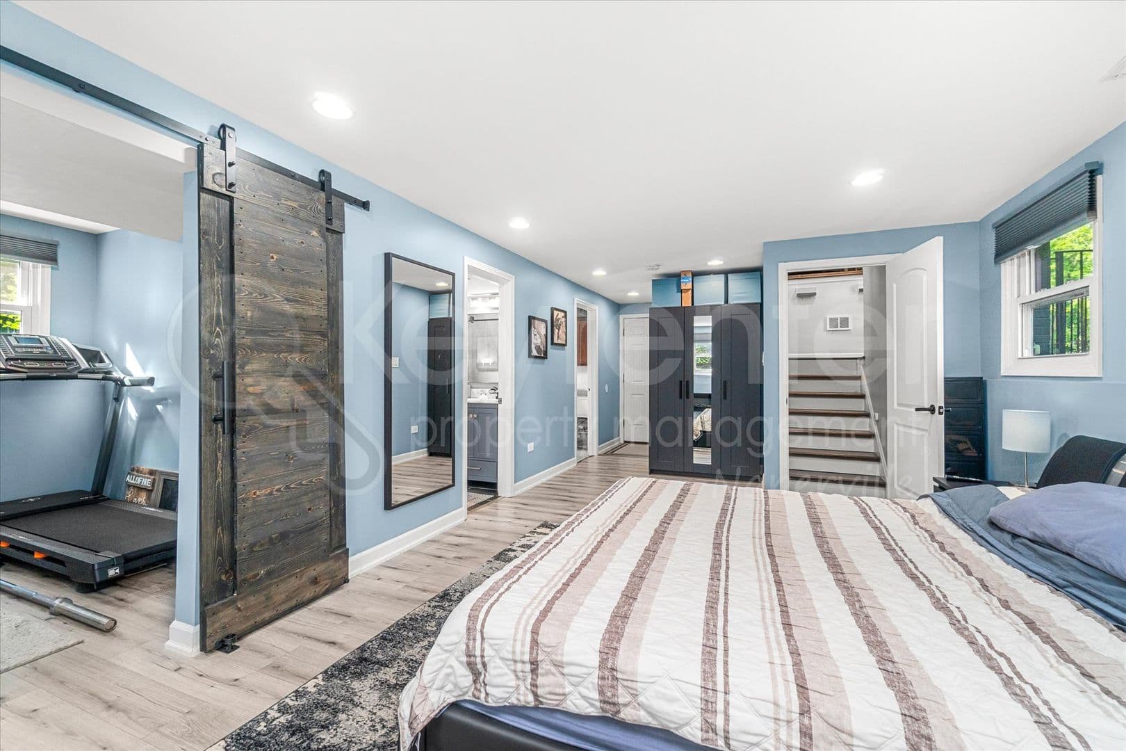 Bolingbrook House: 313 Falcon Ridge Way