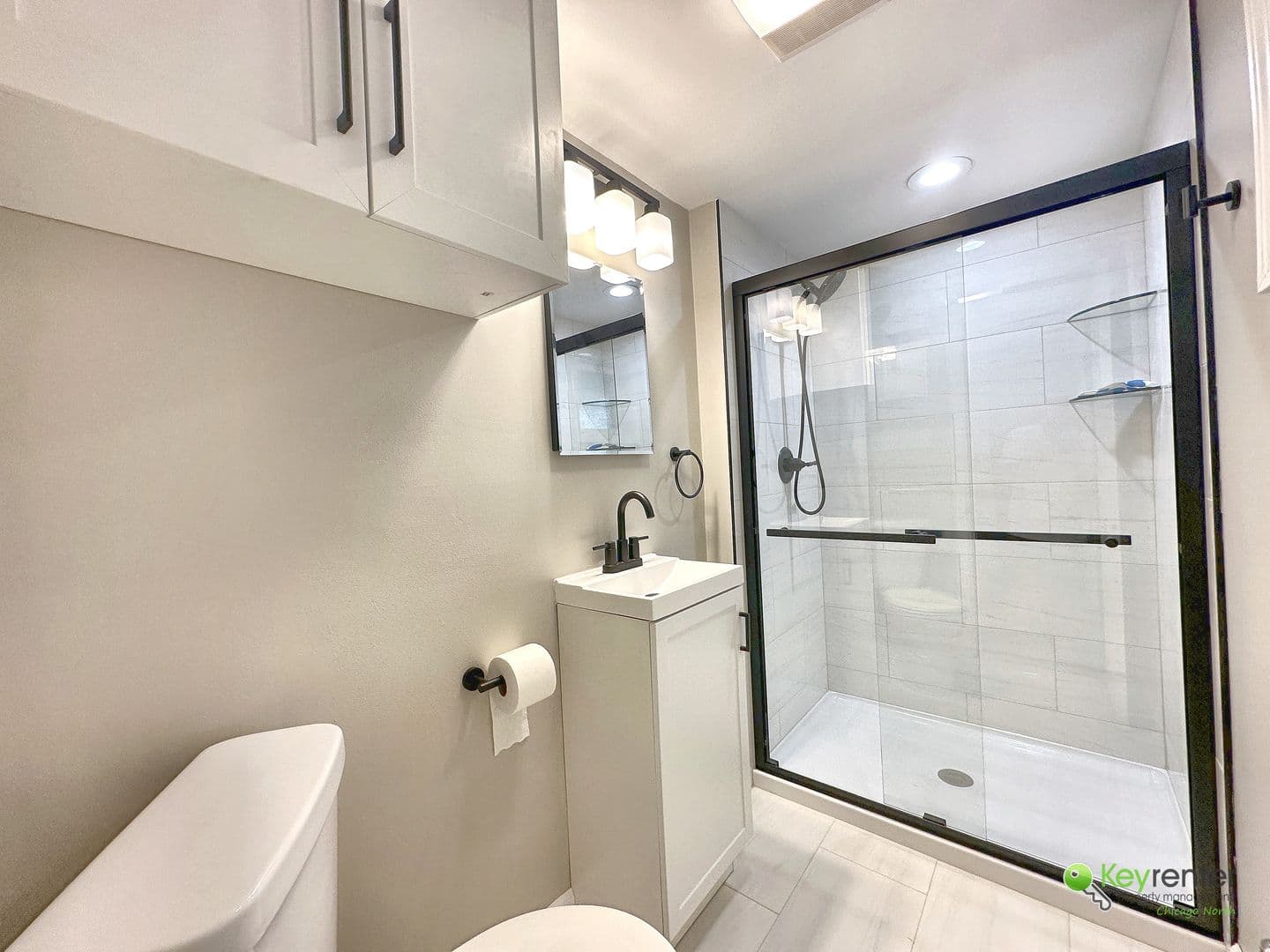 Chicago House: 10720 S Whipple St