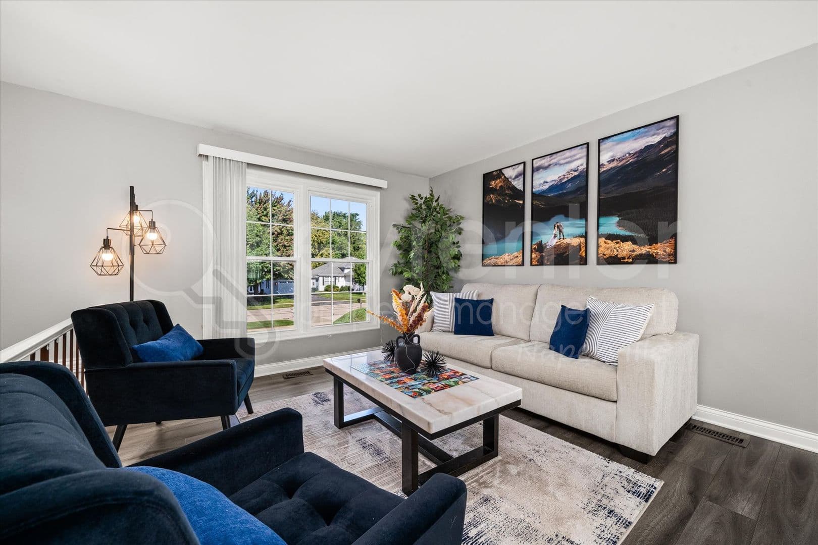 Naperville House: 1118 Needham Road