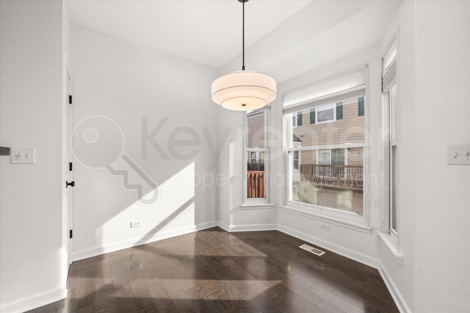 Aurora House: 2411 Courtyard Circle