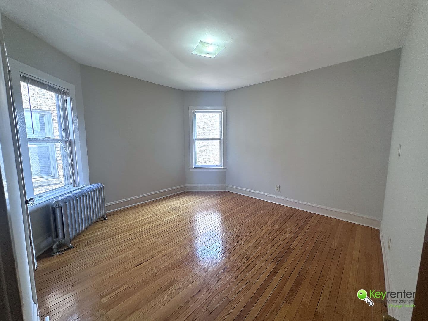 Chicago Condo: 6718 N Rockwell St  unit 2
