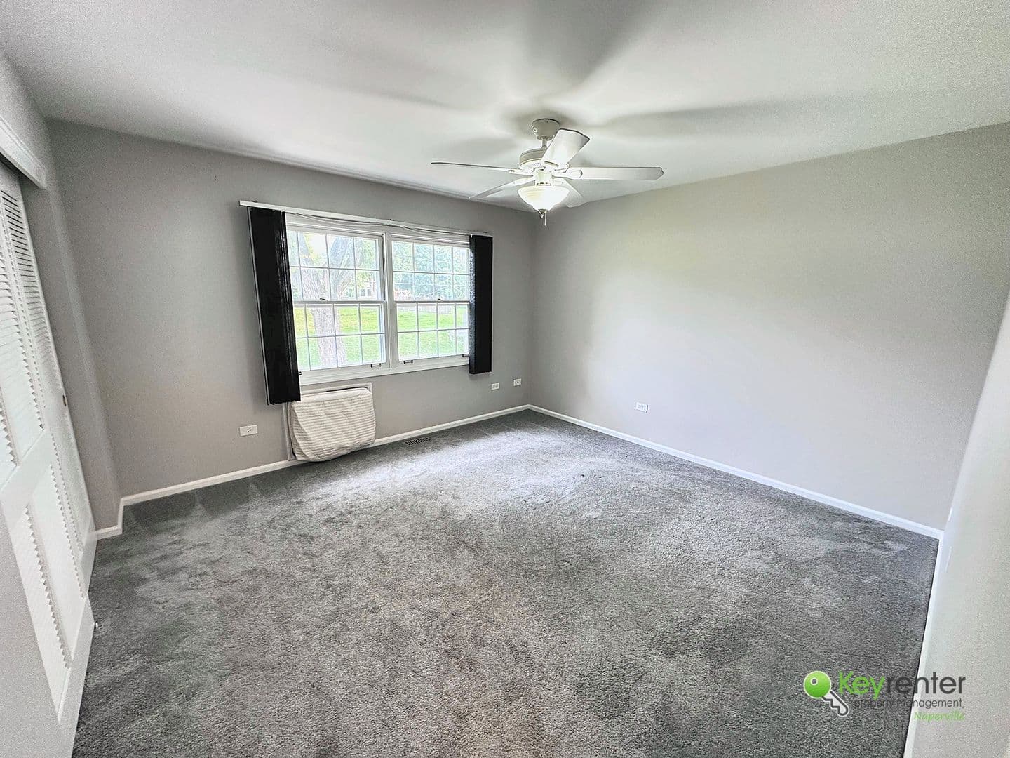 Naperville House: 16 S Huffman St,
