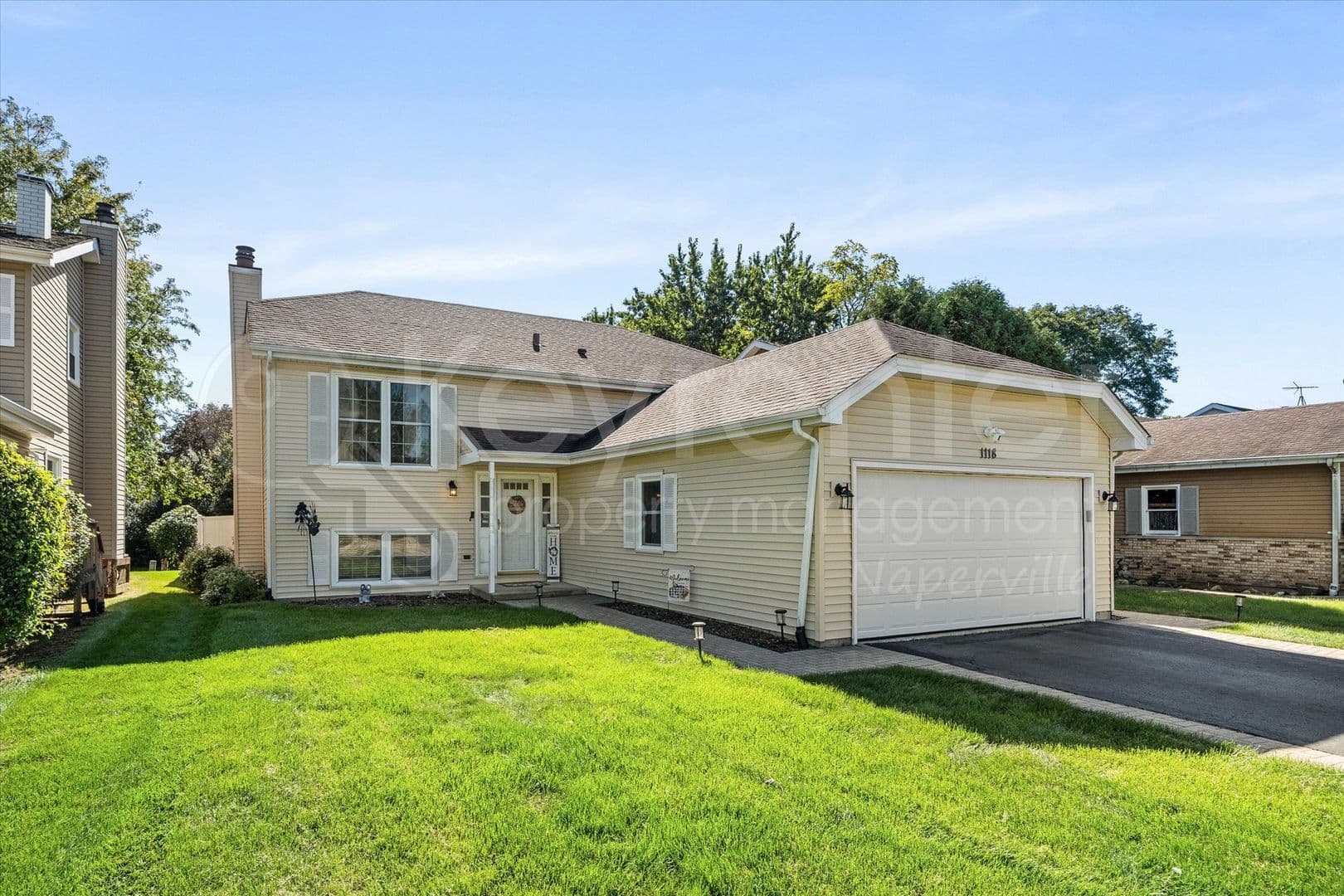 Naperville House: 1118 Needham Road