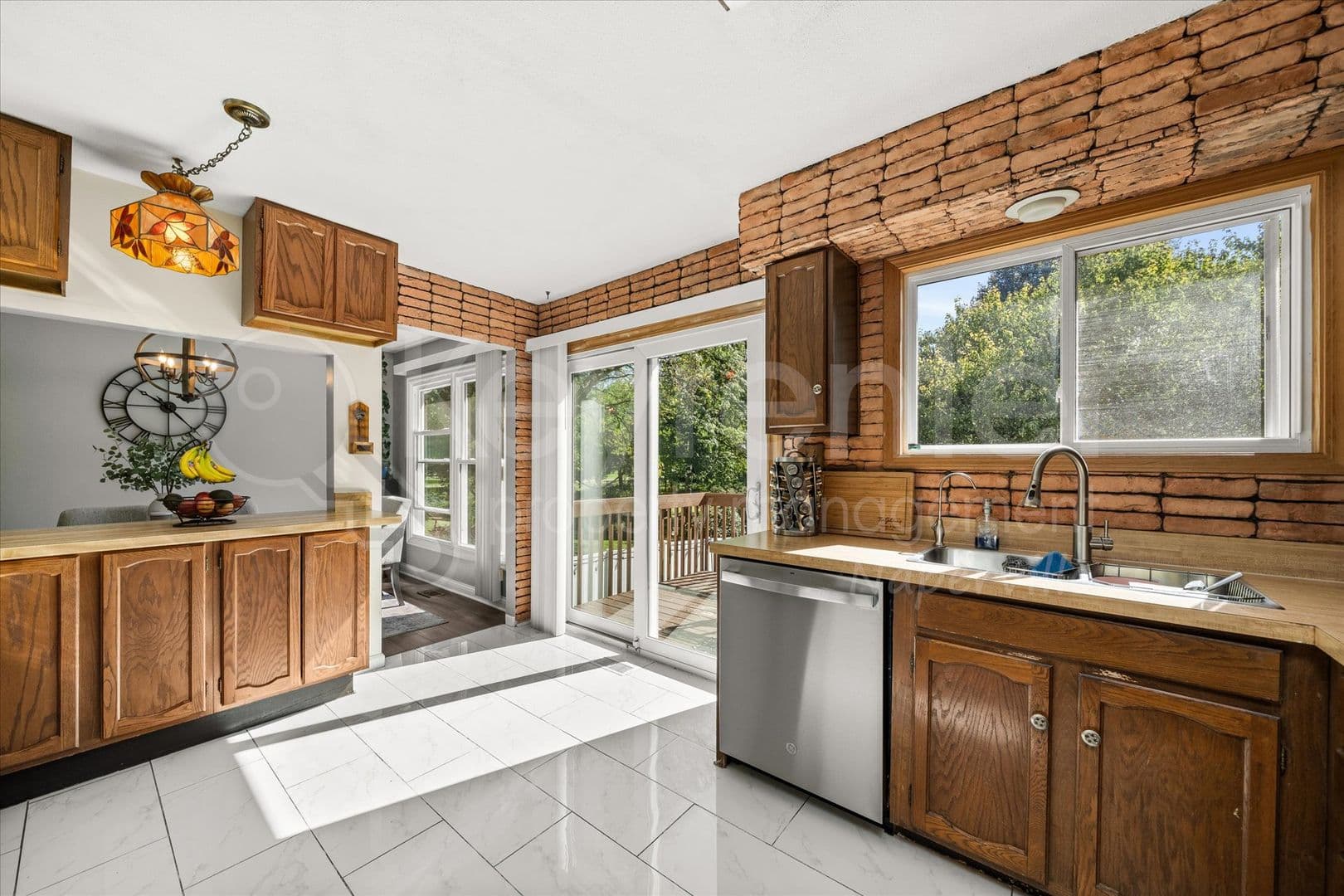 Naperville House: 1118 Needham Road
