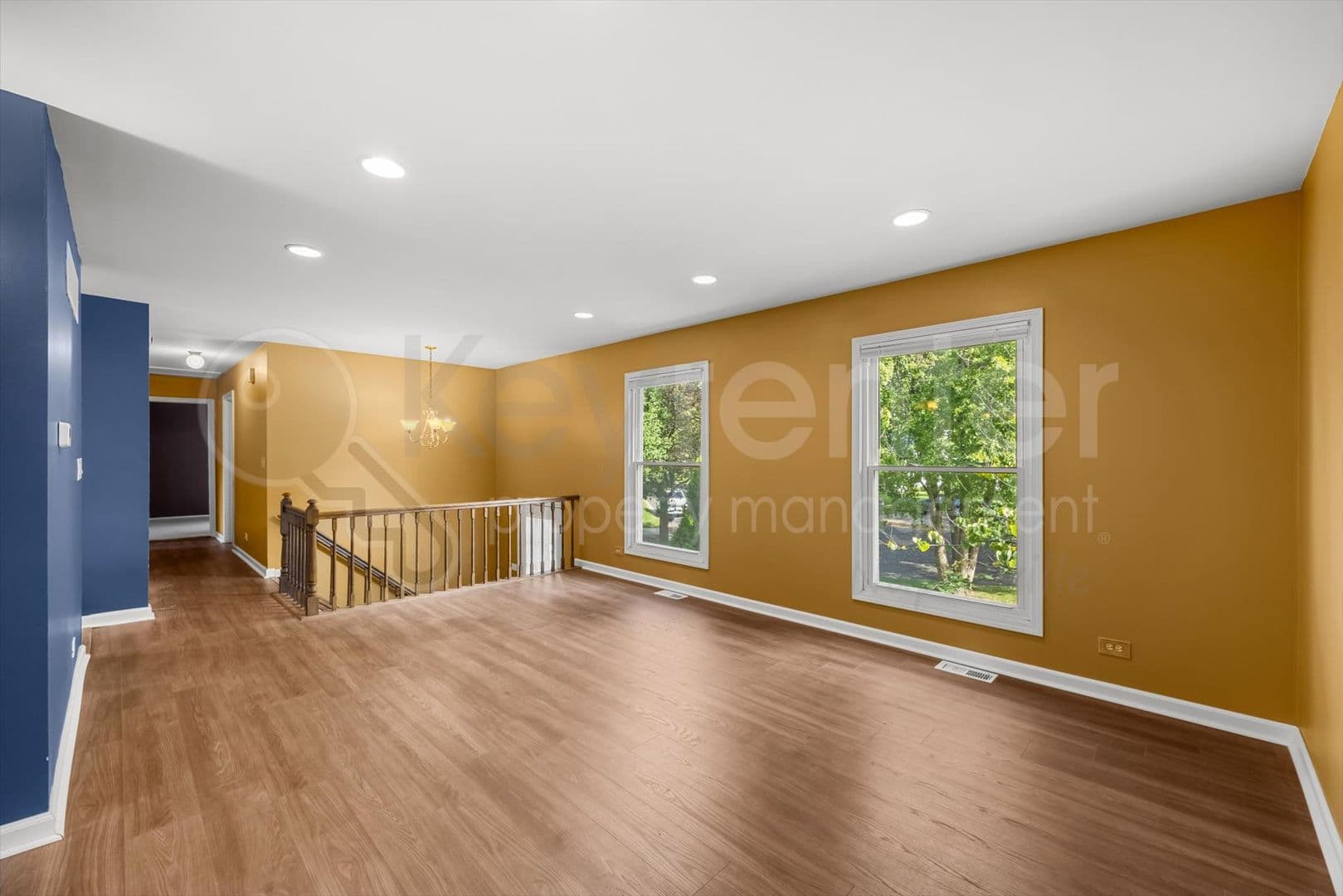 Naperville House: 371 Larchmont Ct.