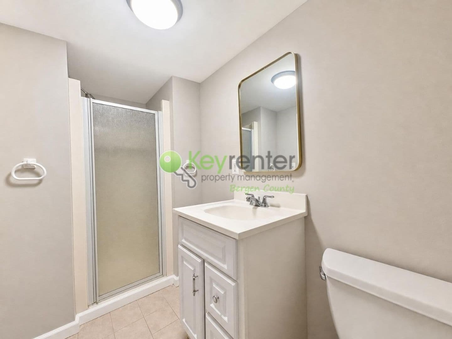 Pompton Lakes House: 237 Romain Ave