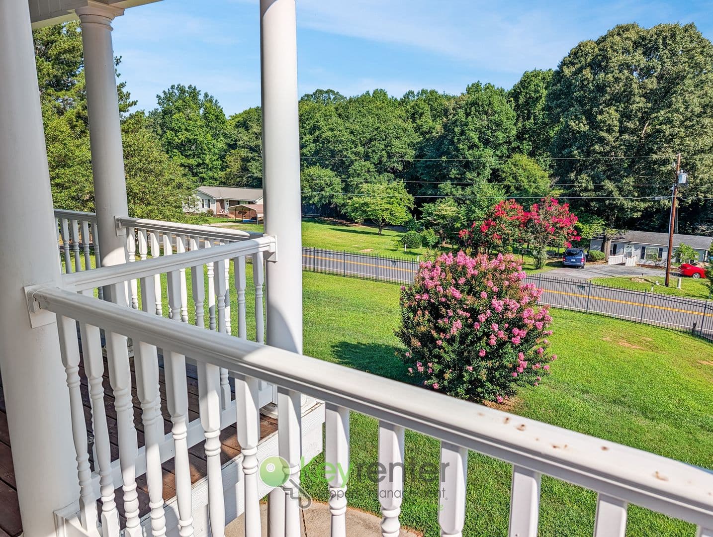 Central House: 166 Chastain Road
