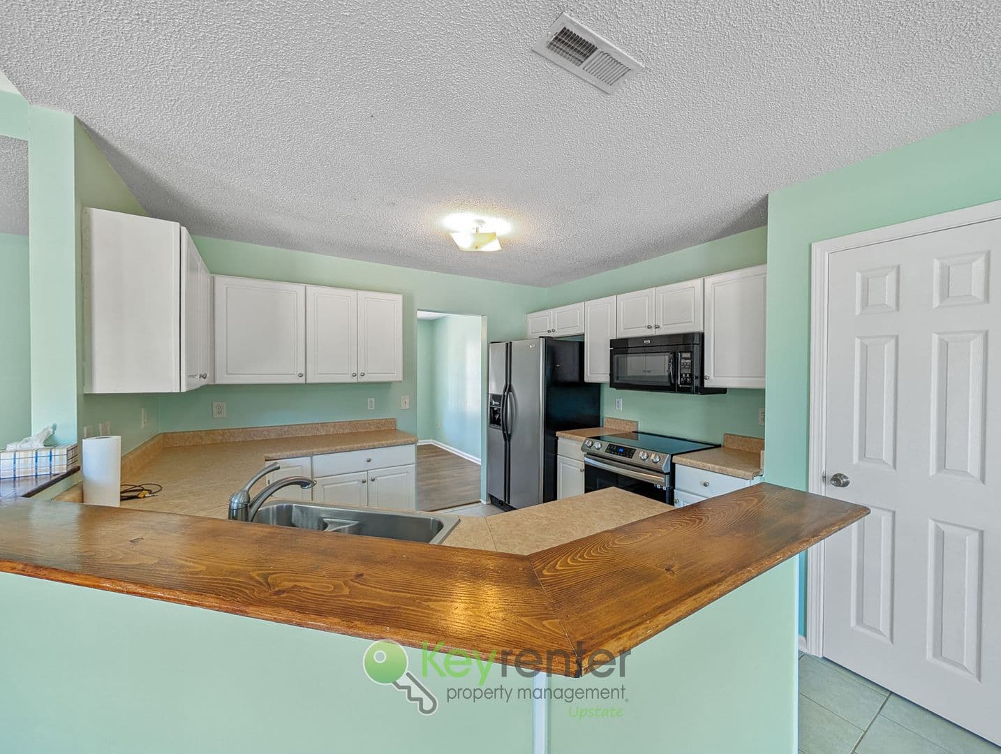 Central House: 166 Chastain Road