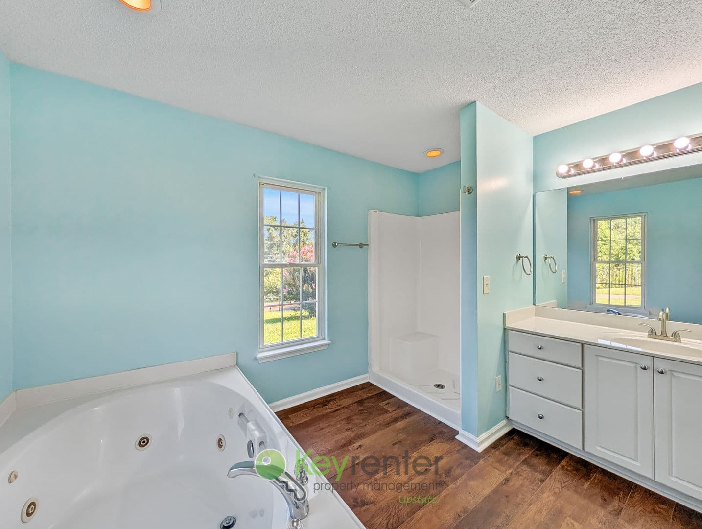 Central House: 166 Chastain Road