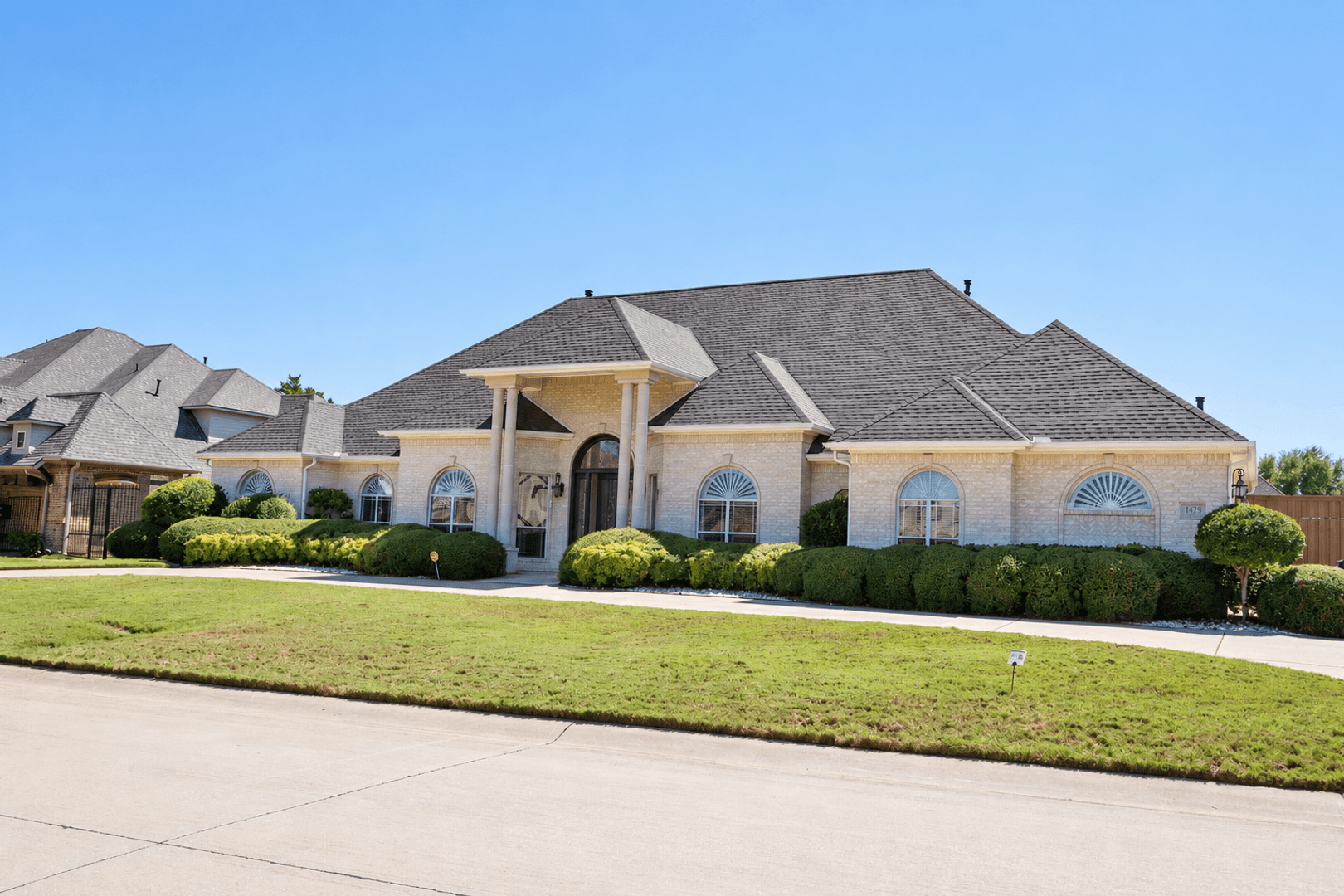 Cedar Hill House: 1428 Windmill Hill Ln