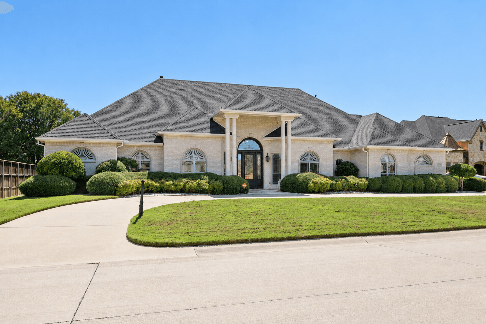 Cedar Hill House: 1428 Windmill Hill Ln