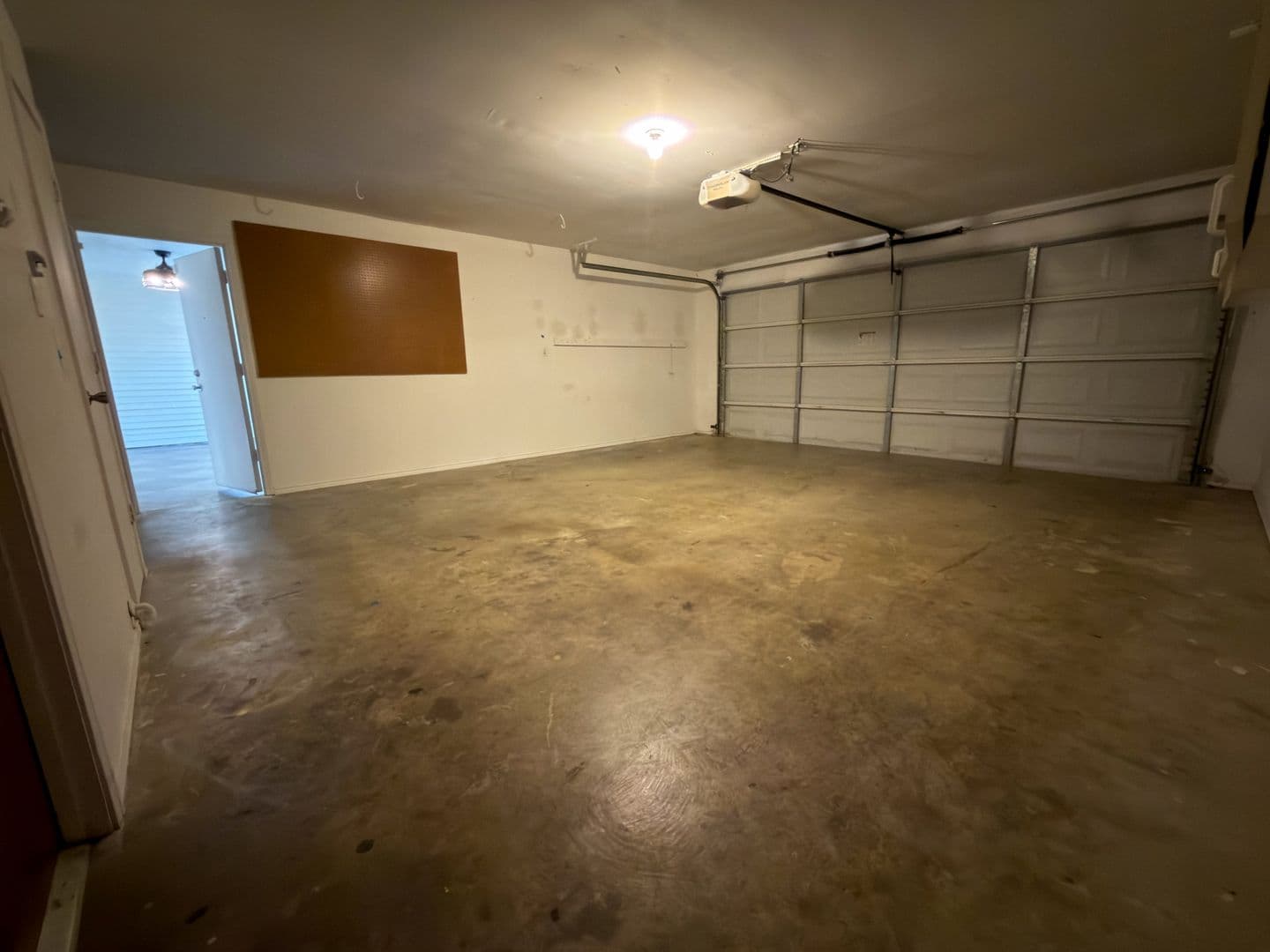 DeSoto House: 520 Sumac Place