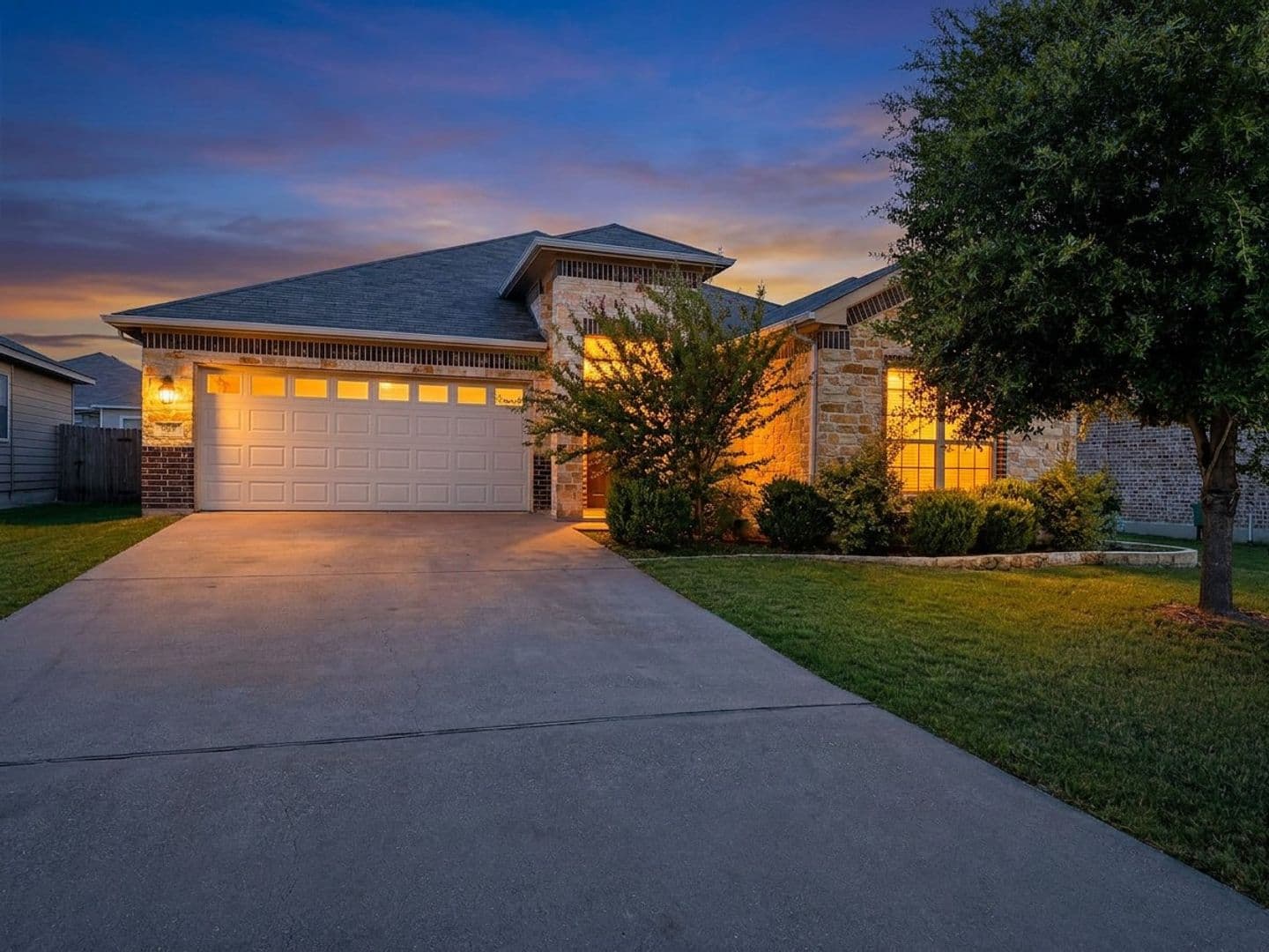 Temple House: 421 Cross Dr. Temple