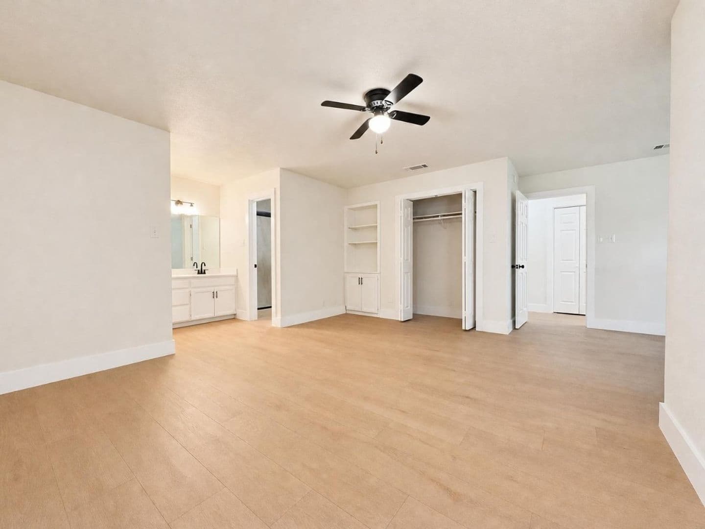Belton House: 3019 Summit Dr