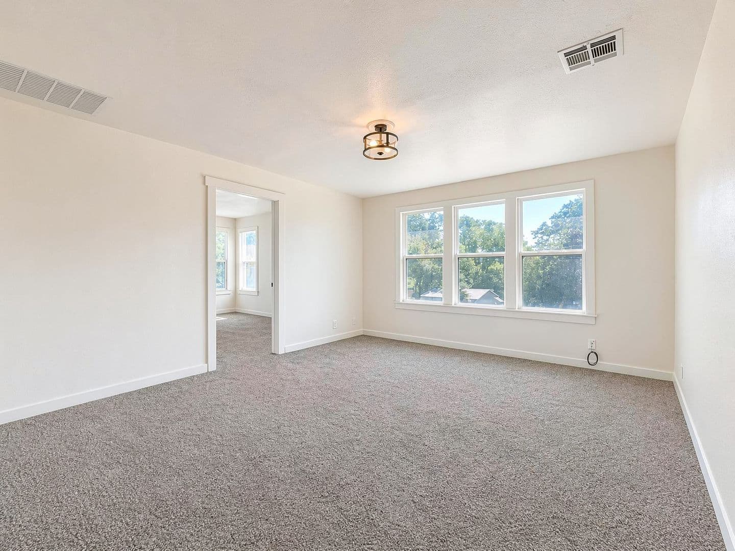 Temple House: 1310 S 21st Street - Unit B