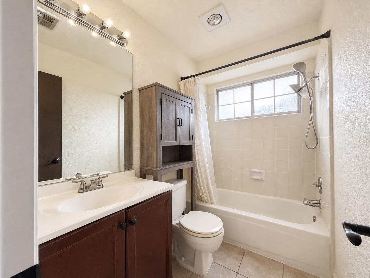 Killeen House: 2404 Magnum Circle