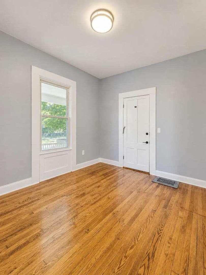ithaca Apartment: 108 2nd st