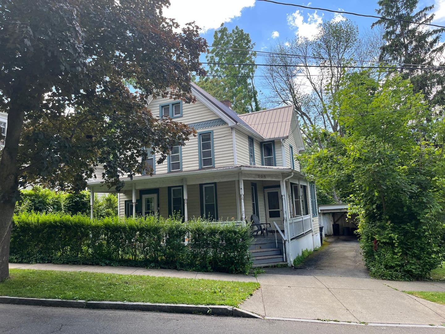 ithaca Apartment: 208 hudson st