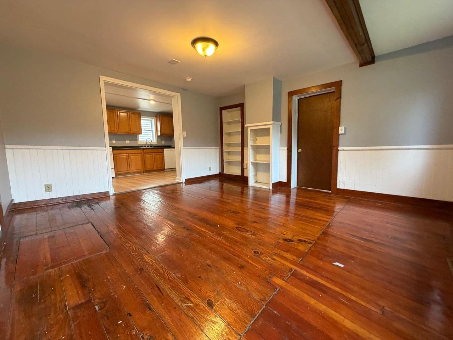Ithaca Apartment: 510 n Albany st