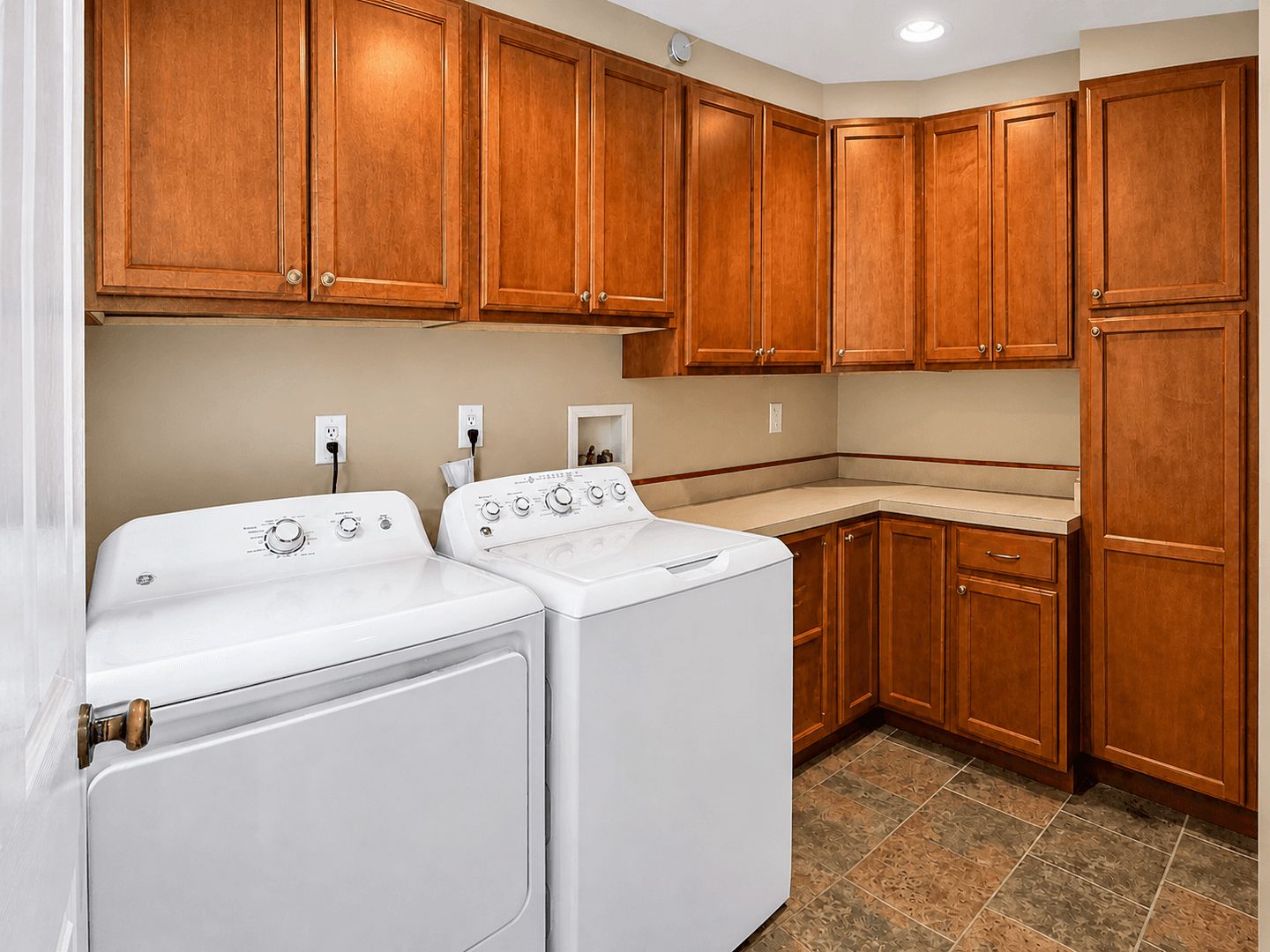Ossining House: 119 Edgewood Road