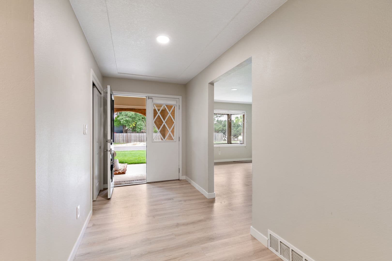 Fort Collins House: 413 Camino Del Mundo