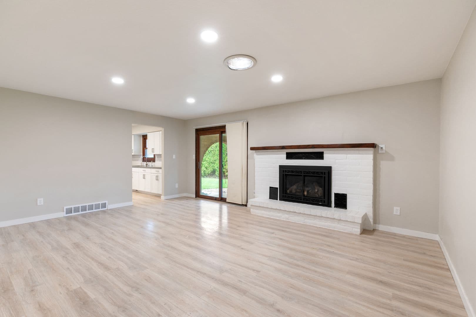Fort Collins House: 413 Camino Del Mundo