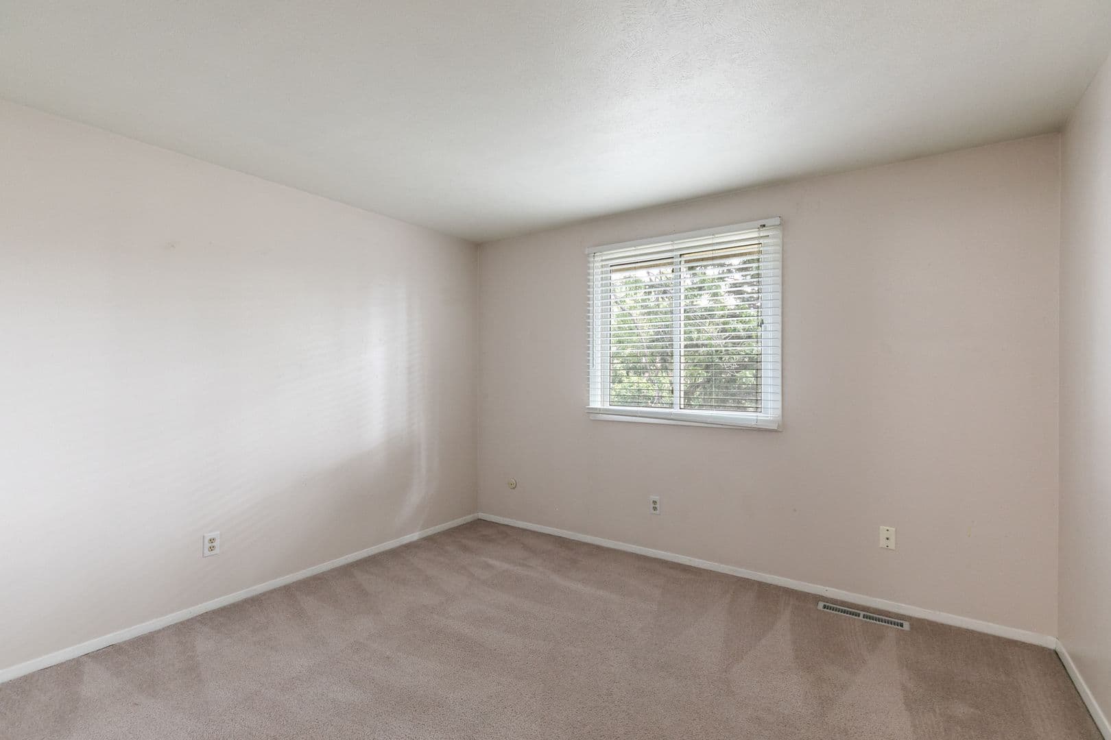 Fort Collins House: 3406 Avon Ct