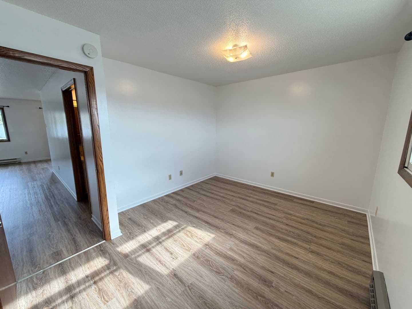 Superior Apartment: 3211 John Ave