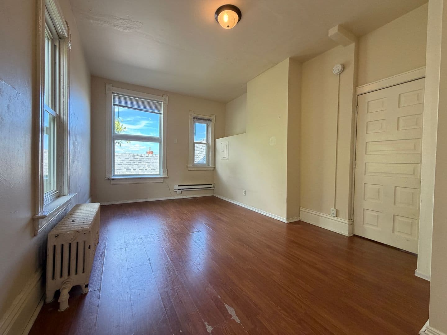 Duluth Apartment: 529 W 4th St - 2