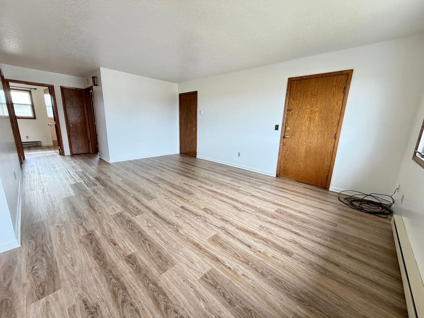 Superior Apartment: 3211 John Ave