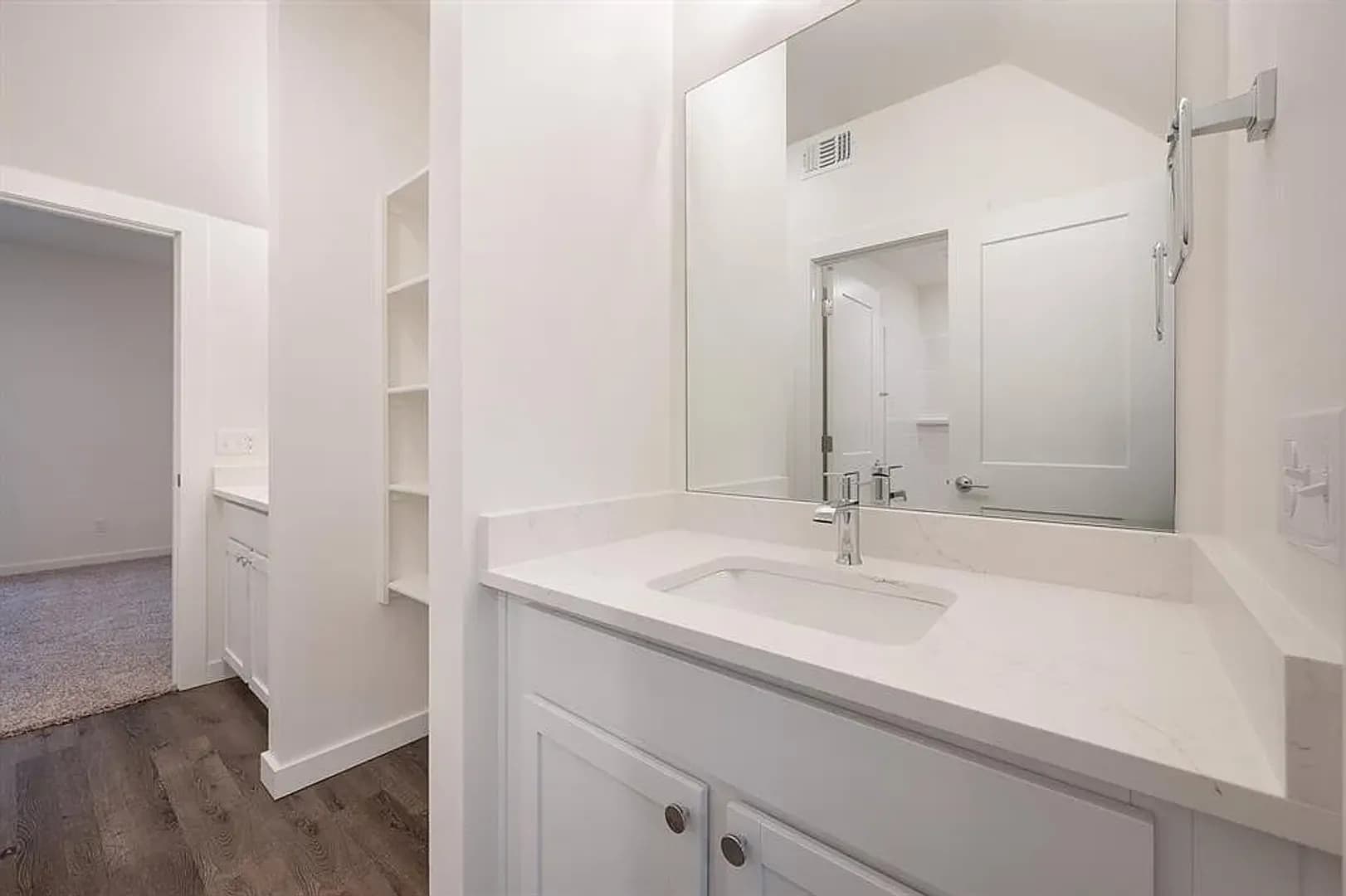 Edmond Townhome: 9 N State Street B